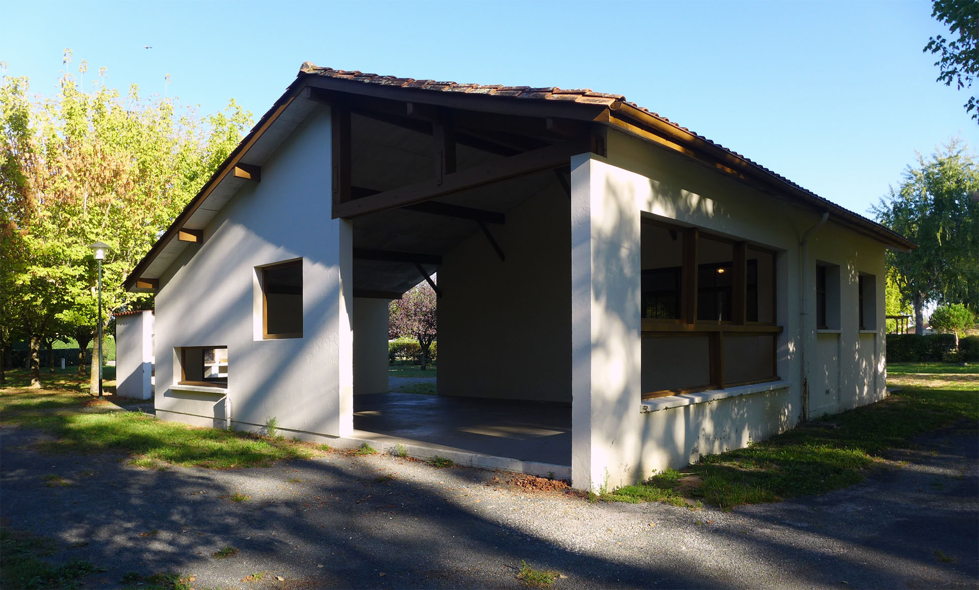 Réhabilitation pour un Dojo, salle de sport, municipal