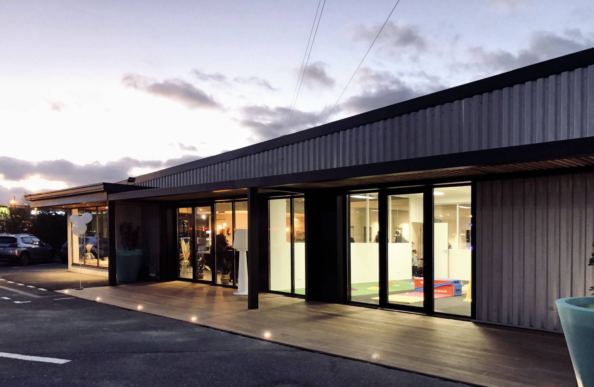 Rénovation équipement sportif pour accueillir du public